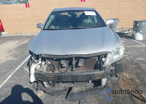 2007 Toyota Camry Le z USA, uszkodzony, nr VIN 4T1BE46K27U194832